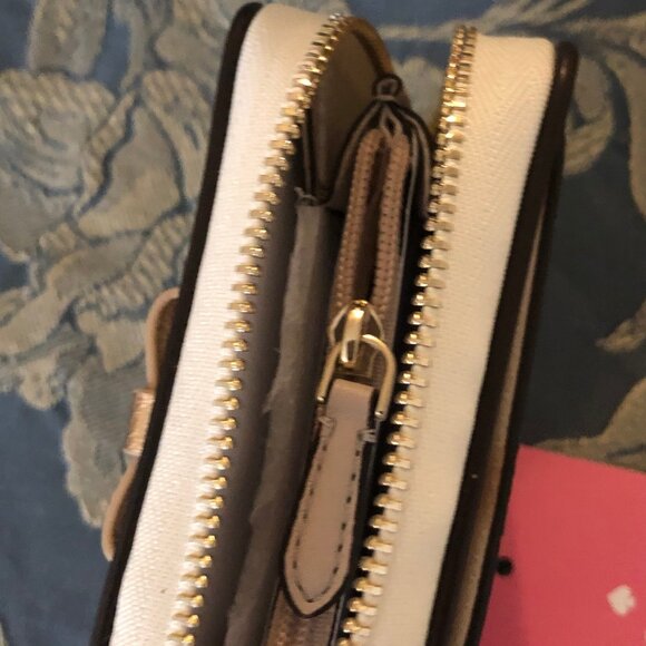 NEW cute Kate Spade New York Wrapping Party Small Zip Cardcase in Parchment/Gold - Picture 6 of 14